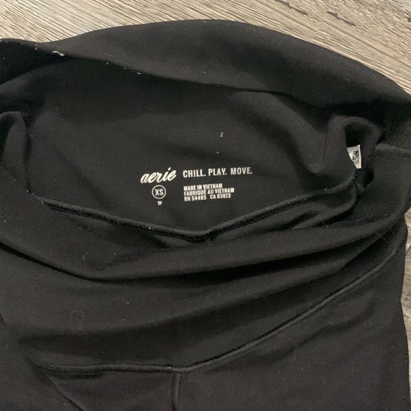 Aerie high waisted leggings in black - Picture 4 of 4